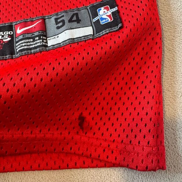 Vintage Nike SCOTTIE PIPPEN #33 Chicago Bulls Jersey - Picture 6 of 16